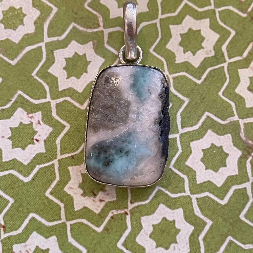 Natural Larimar Rectangle Silver Plated Pendant White Blue Grey Black –Brand New - Picture 3 of 5